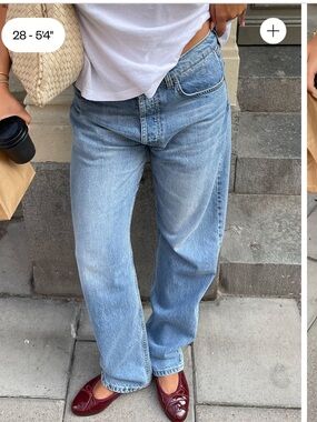Djerf Avenue Relaxed Jeans in Washed Blue- Size 29
